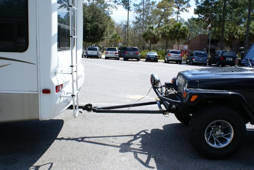 Double towing the fifth wheel and Jeep Pirate 4x4